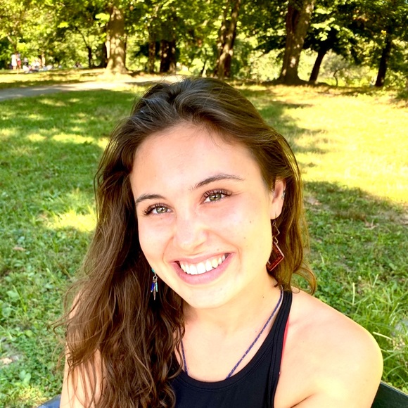 Meet your Posher, Maia - Picture 1 of 1